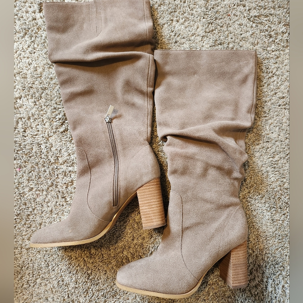 Grey Womens Knee High Leather Heeled Boots